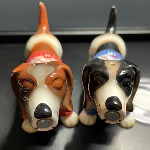 European Sweaters Basset Hounds Magnetic Salt Pepper Shakers Set Ceramic